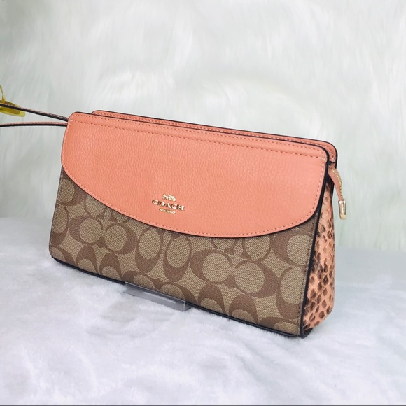 Coach Flap Signature Clutch wristlet wallet in subtle coral color leather! NWOT - Picture 11 of 13